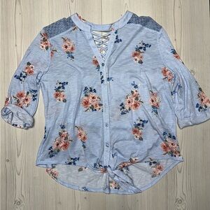 No Boundaries Blue 3/4 Sleeve Buttoned Blouse
